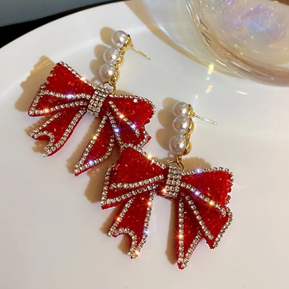 🌟 New! Gorgeous Red Rhinestone Crystals Bow Earrings - Picture 3 of 5